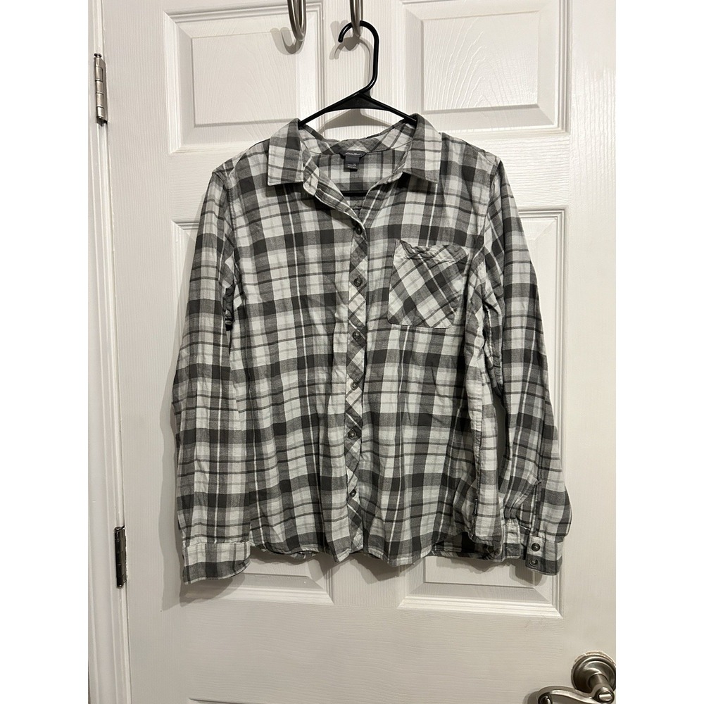 Eddie Bauer Women's XL Plaid Flannel Collared Button Up Shirt Cotton Fall‎ Gray